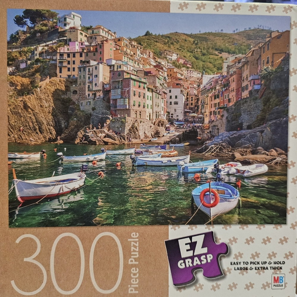 MB Puzzle 300 Piece - Coastal Village